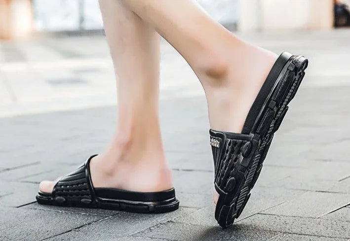 Slippers for Men Soft Black and White Outdoor Shoes Eva Rubber Cheap Liquidation Designer Luxury Clappers 2025 Adult Sandals Man