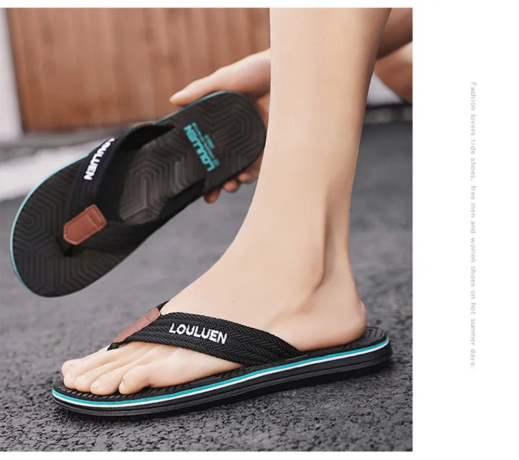 Fashion Green Flip Flops Man Slides Lightweight Soft Flat Slippers For Men Outdoor Non-Slip Beach Slippers Man Summer Flip Flops