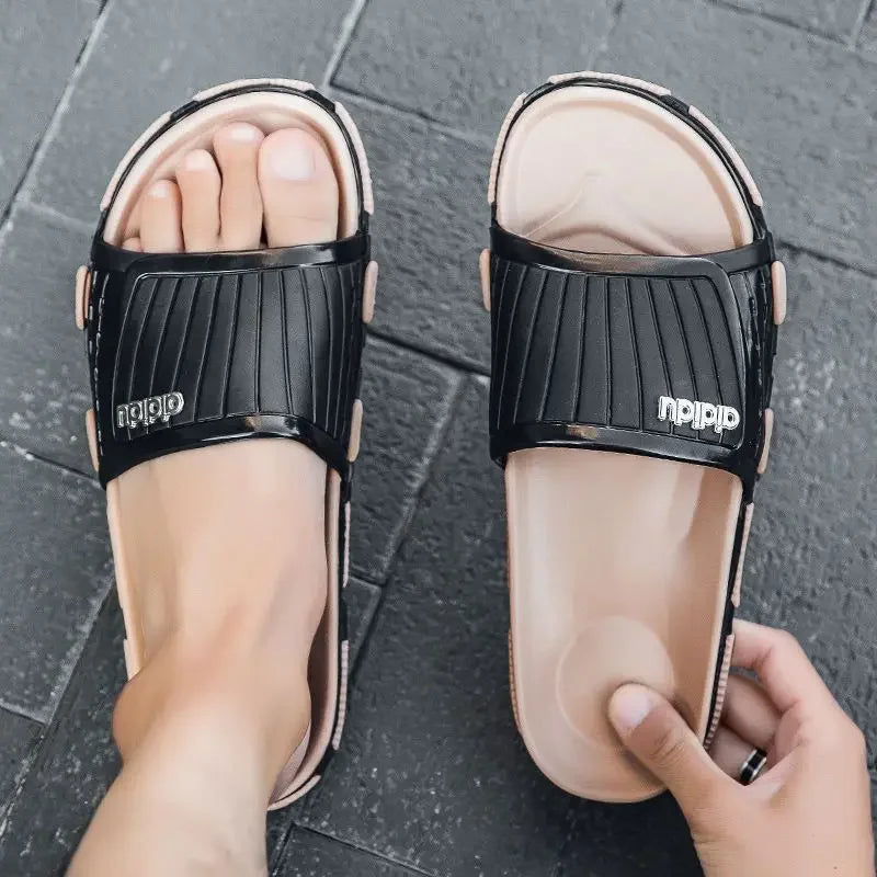 Slippers for Men Soft Black and White Outdoor Shoes Eva Rubber Cheap Liquidation Designer Luxury Clappers 2025 Adult Sandals Man