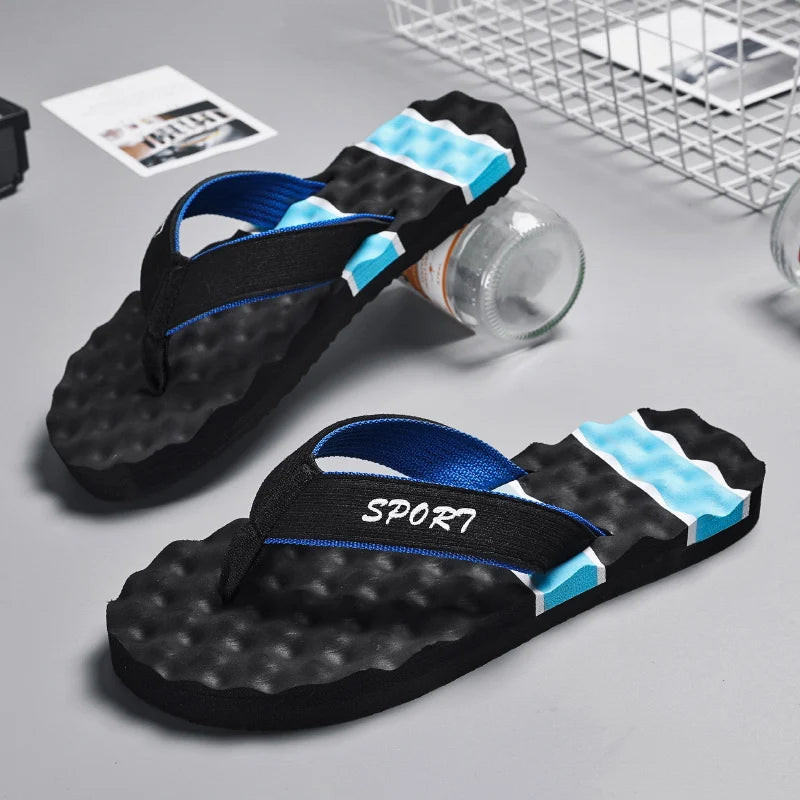 Summer Breathable Men's Flip Flops With Massage Indoor and Outdoor Slippers For Men Beach Sandals Fashionable Contrasting Slides