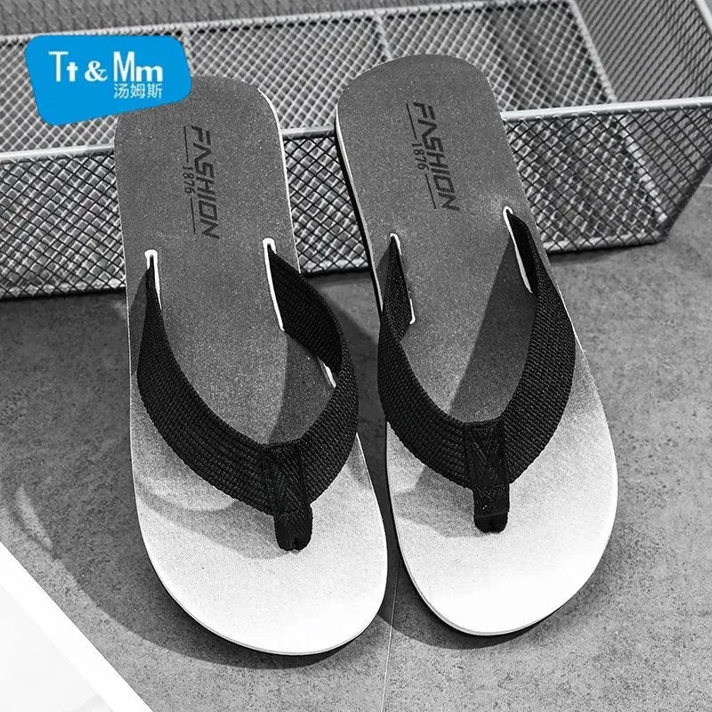 Summer Beach Sandals Man Outdoor Comfortable Rubber Slippers for Men Pvc Sale 2024 Style Eva Low Price Clappers Trend Fun Shoes