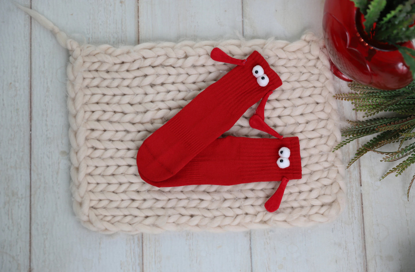Red Magnetic Socks that Holding Hands with 3D Cartoon Eyes Couple Socks for Valentine's Day 1 Pair