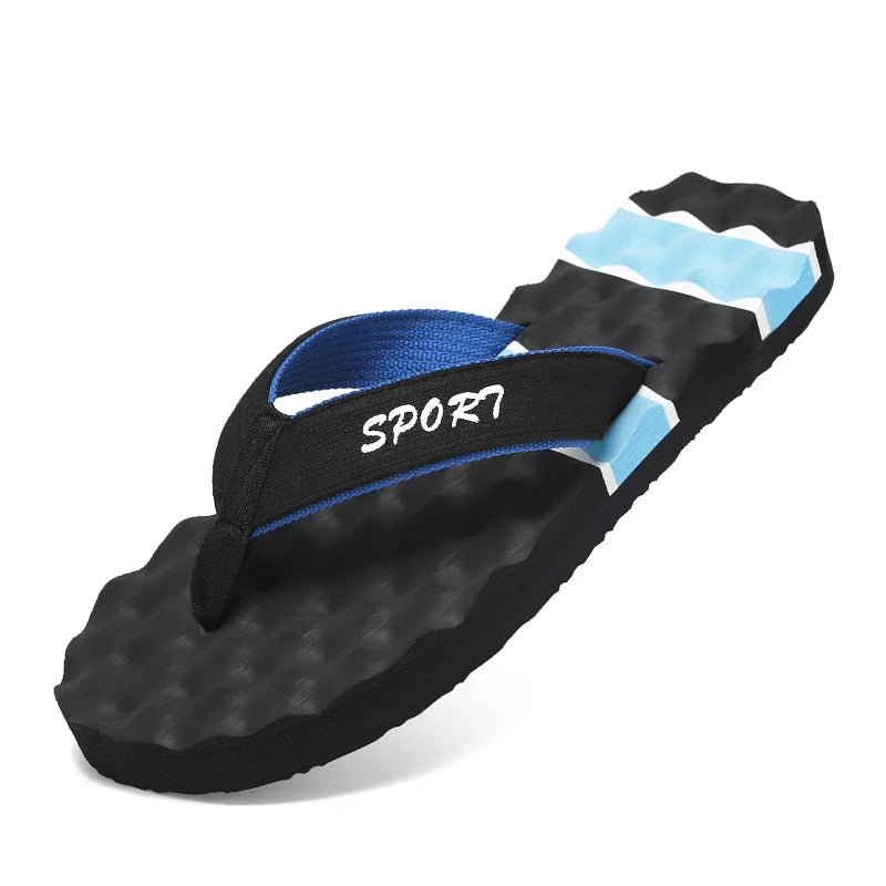 Summer Breathable Men's Flip Flops With Massage Indoor and Outdoor Slippers For Men Beach Sandals Fashionable Contrasting Slides