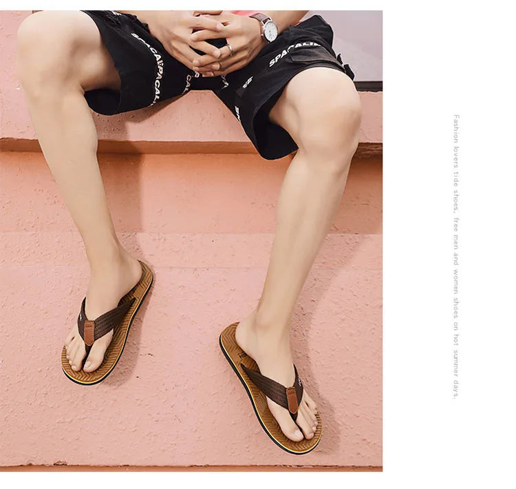 Fashion Green Flip Flops Man Slides Lightweight Soft Flat Slippers For Men Outdoor Non-Slip Beach Slippers Man Summer Flip Flops