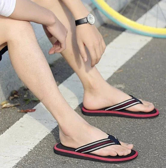 2024 Fashion Men's Shoe Flat Male Slipper Rubber Slides Original Adult Mascullino Casual Clappers Cheap Shoes Liquidation Fun