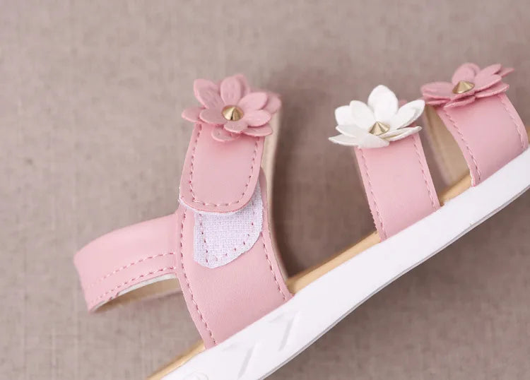 2024 Summer New Girls Sandals Kids Floral Sandals with 3 Flowers Princess Sweet for Wedding Party Dress Shoes Kids Sandals 21-36