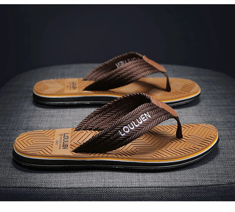 Fashion Green Flip Flops Man Slides Lightweight Soft Flat Slippers For Men Outdoor Non-Slip Beach Slippers Man Summer Flip Flops