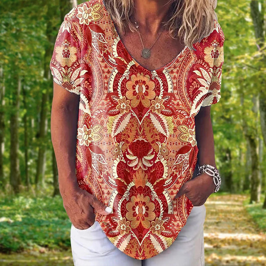 Retro Paisley Pattern T-Shirts Elegant Classic Floral Print Women's Short Sleeve Top Women V-Neck T Shirt Tee Oversized Clothing
