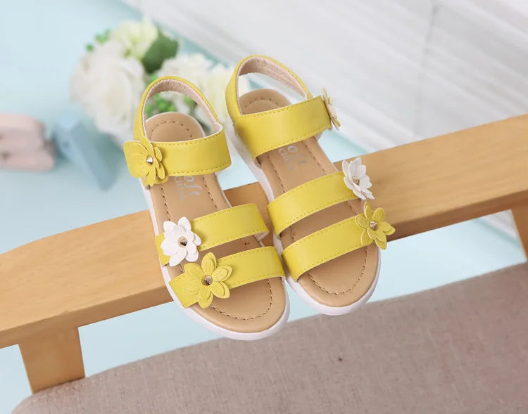 2024 Summer New Girls Sandals Kids Floral Sandals with 3 Flowers Princess Sweet for Wedding Party Dress Shoes Kids Sandals 21-36