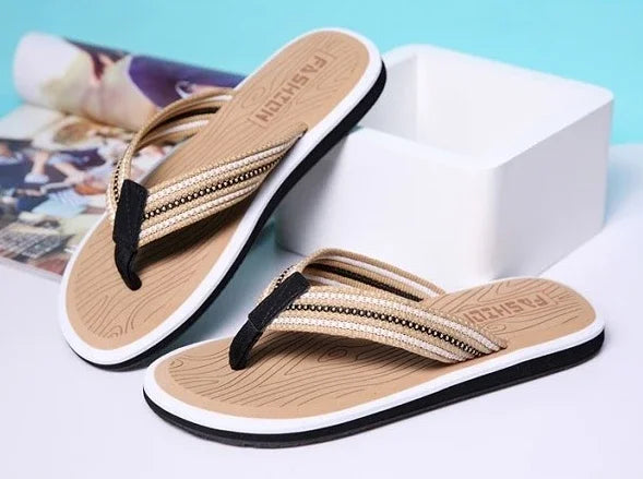 2024 Fashion Men's Shoe Flat Male Slipper Rubber Slides Original Adult Mascullino Casual Clappers Cheap Shoes Liquidation Fun