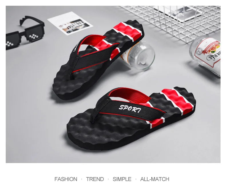 Summer Breathable Men's Flip Flops With Massage Indoor and Outdoor Slippers For Men Beach Sandals Fashionable Contrasting Slides