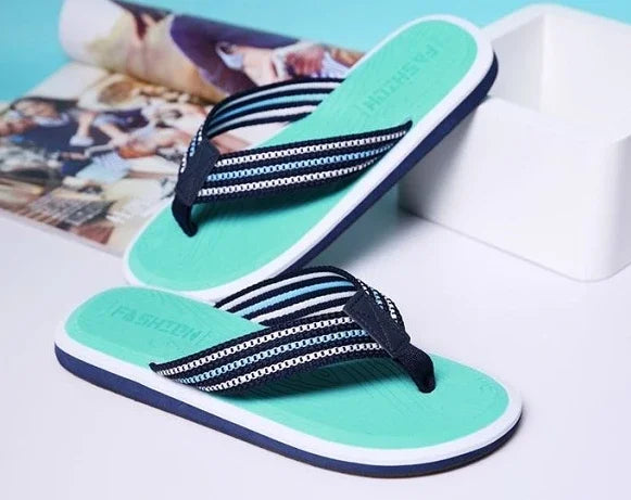 2024 Fashion Men's Shoe Flat Male Slipper Rubber Slides Original Adult Mascullino Casual Clappers Cheap Shoes Liquidation Fun