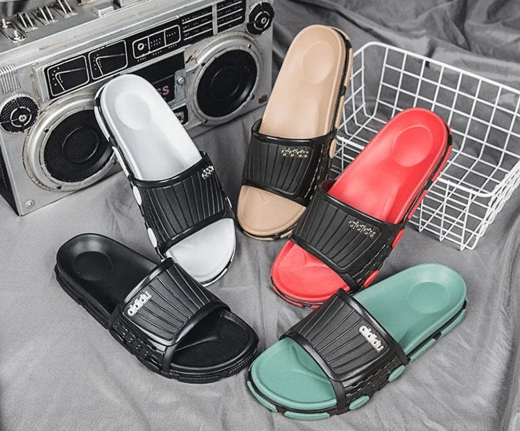Slippers for Men Soft Black and White Outdoor Shoes Eva Rubber Cheap Liquidation Designer Luxury Clappers 2025 Adult Sandals Man