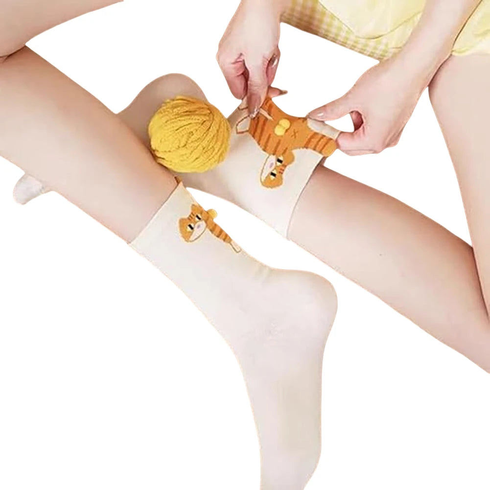 2Pcs Funny Cotton Socks with Balls Soft Cotton Socks Cat Middle Tube Socks Novelty Gifts for Cat Lovers