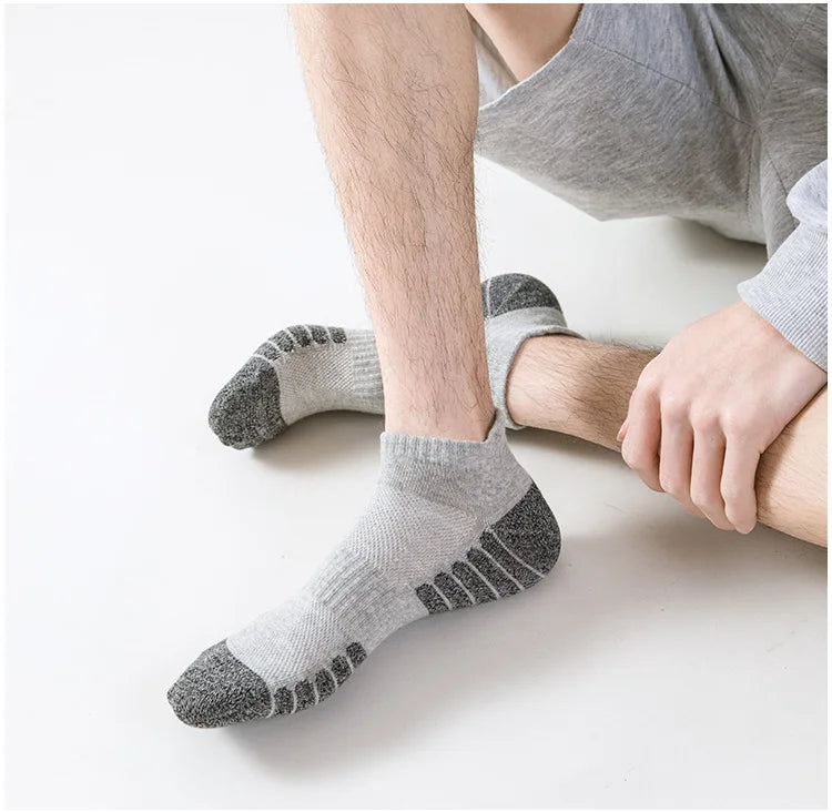 5 pairs of men's socks, cotton socks, anti odor and sweat absorbing sports socks