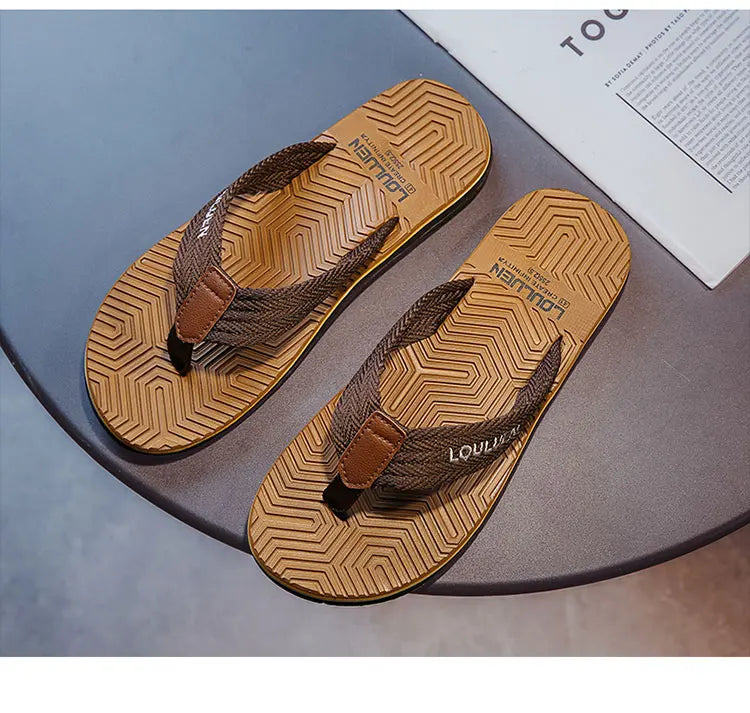 Fashion Green Flip Flops Man Slides Lightweight Soft Flat Slippers For Men Outdoor Non-Slip Beach Slippers Man Summer Flip Flops