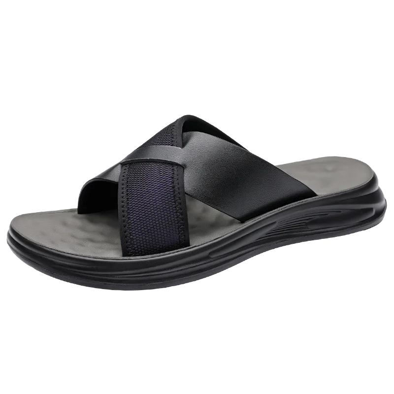 Summer New Designer Slippers for Men Solid Color Fashion Casual Anti-slip Wear-resistant Beach Shoes Male Outwear Flip Flop Man