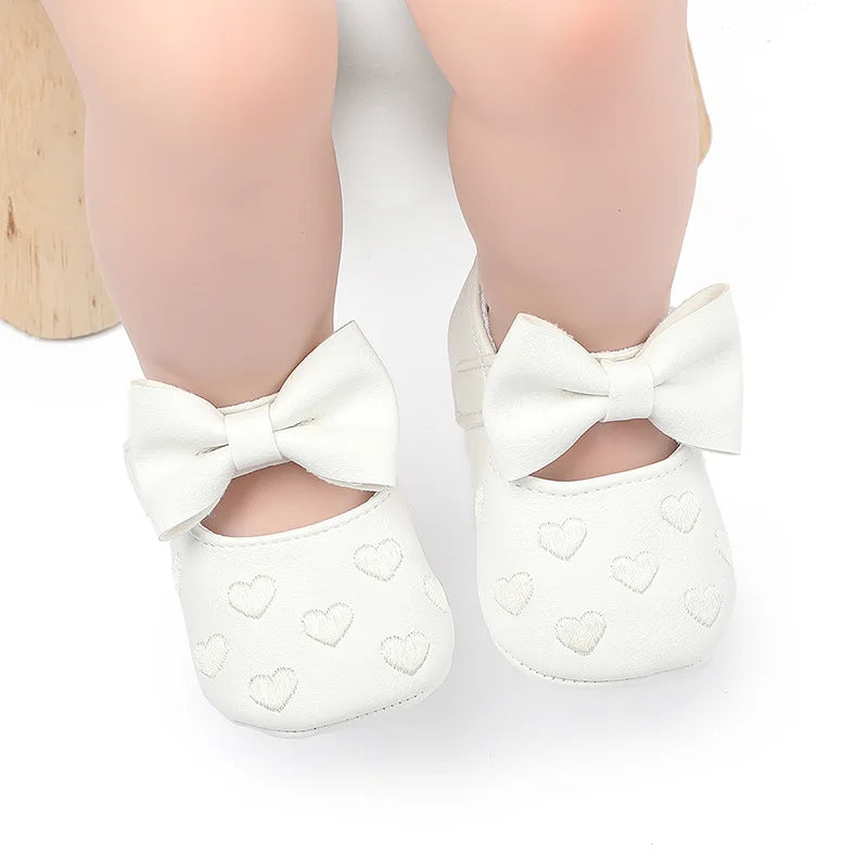 Baby Shoes Classic Dress Cute Bow-knot Heart Anti-slip Soft Sole First Walkers Infant Baby Girls Toddler Shoes 0-18m