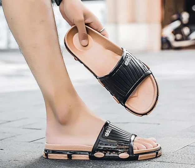 Slippers for Men Soft Black and White Outdoor Shoes Eva Rubber Cheap Liquidation Designer Luxury Clappers 2025 Adult Sandals Man