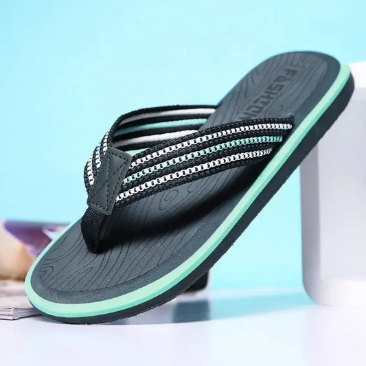 2024 Fashion Men's Shoe Flat Male Slipper Rubber Slides Original Adult Mascullino Casual Clappers Cheap Shoes Liquidation Fun
