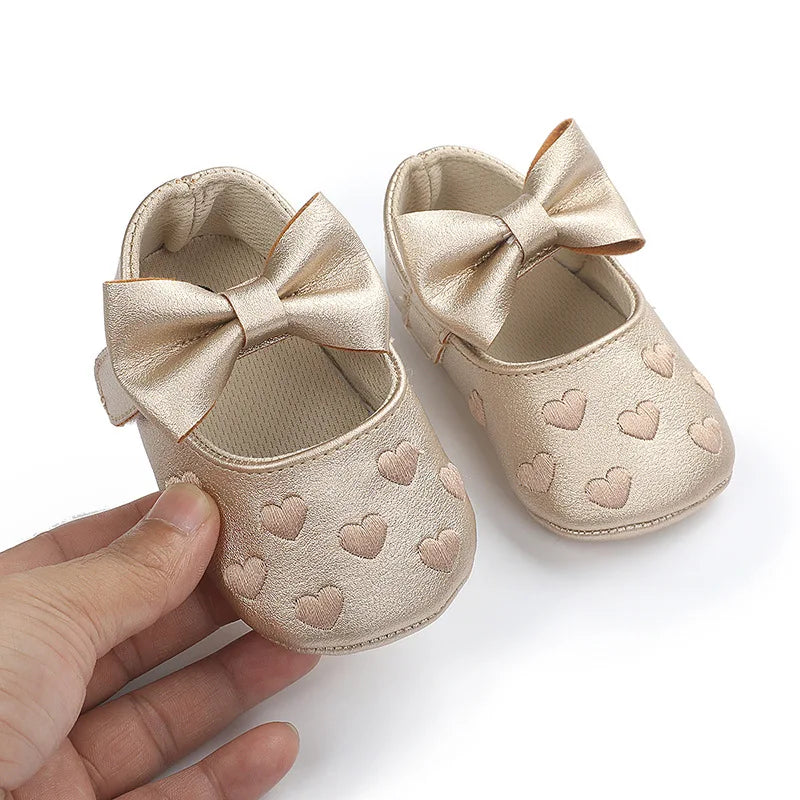 Baby Shoes Classic Dress Cute Bow-knot Heart Anti-slip Soft Sole First Walkers Infant Baby Girls Toddler Shoes 0-18m