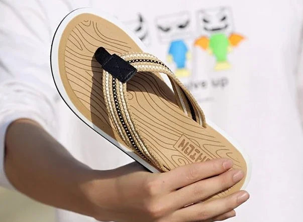 2024 Fashion Men's Shoe Flat Male Slipper Rubber Slides Original Adult Mascullino Casual Clappers Cheap Shoes Liquidation Fun