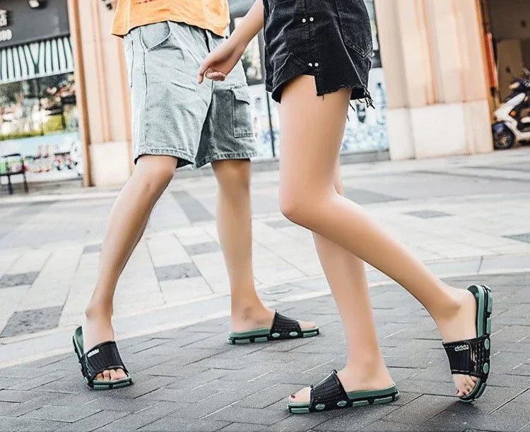 Slippers for Men Soft Black and White Outdoor Shoes Eva Rubber Cheap Liquidation Designer Luxury Clappers 2025 Adult Sandals Man