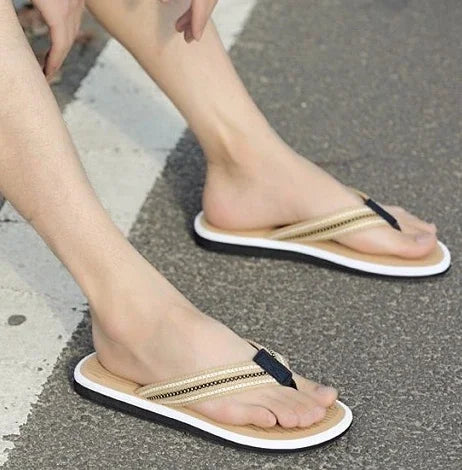 2024 Fashion Men's Shoe Flat Male Slipper Rubber Slides Original Adult Mascullino Casual Clappers Cheap Shoes Liquidation Fun